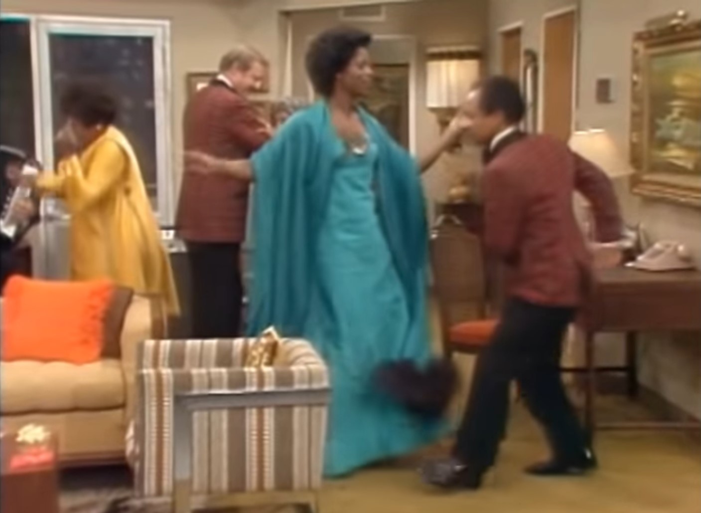 TV Stars From The 70s Team Up For Amazing Dance Mash Up. How Many Can ...