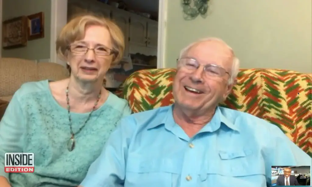 Grandpa Can Speak Like Donald Duck, Watch as He Annoys Telemarketers