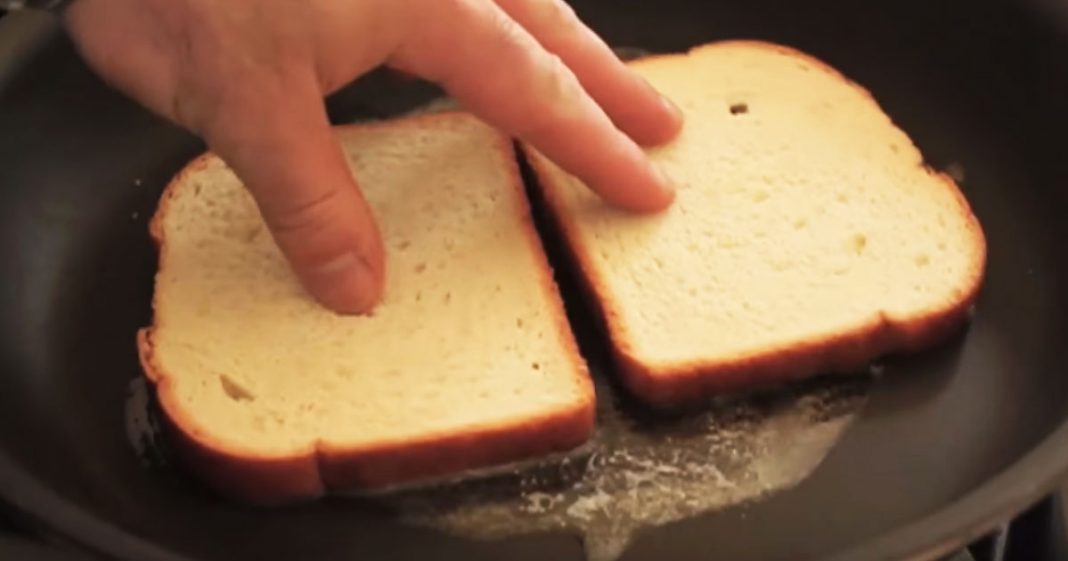 This Chef Showed An Incredible Way To Make Grilled Cheese, And It's