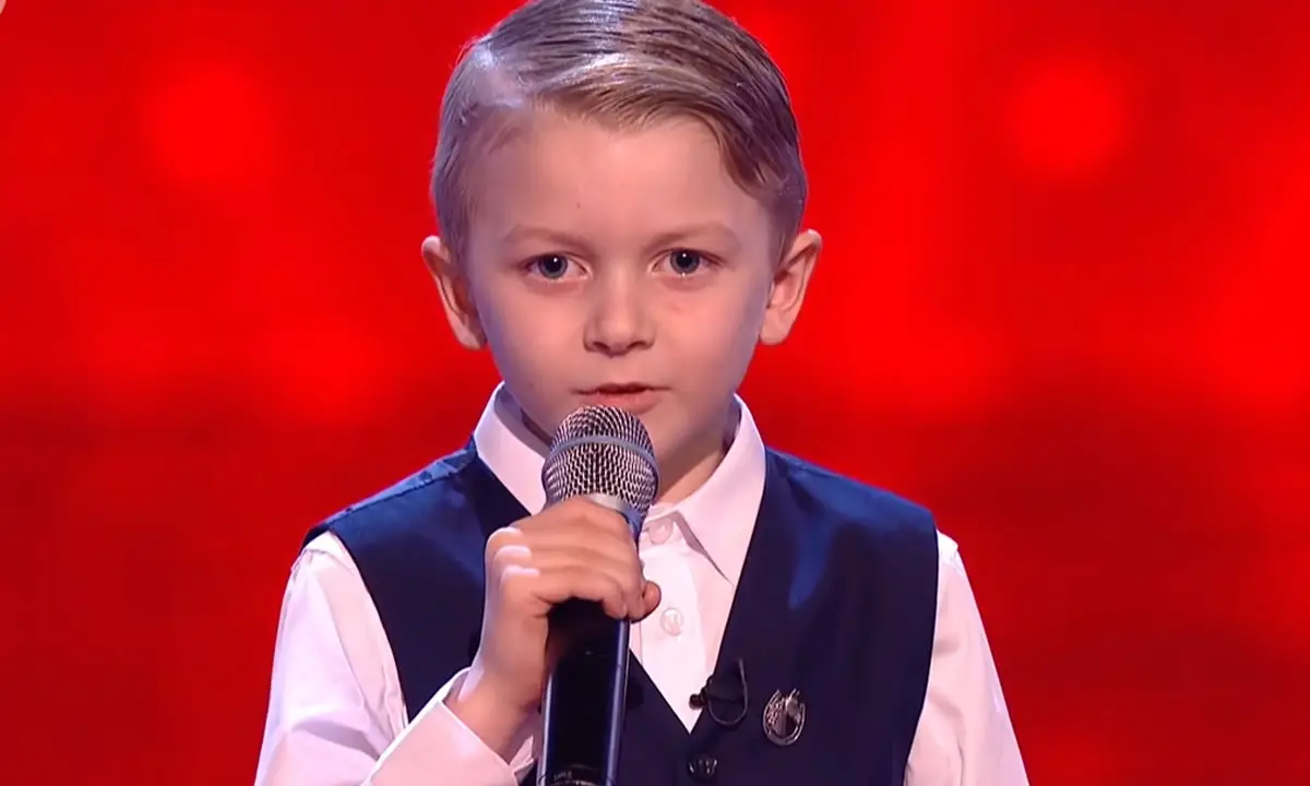 Little Boy Sings A Classic Country Song, Judges Have The Best Reaction
