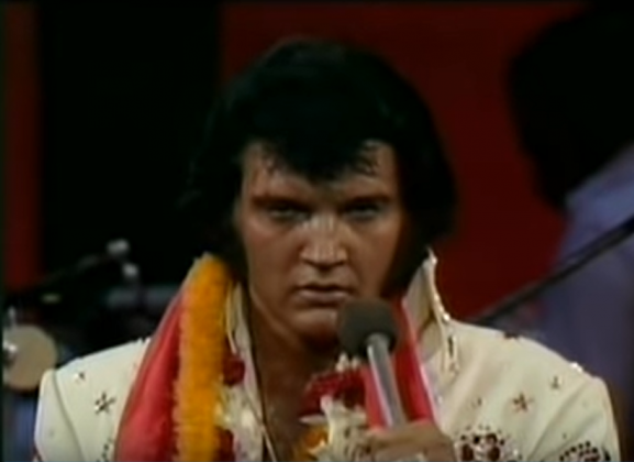 When Elvis Presley Started Singing This Epic Medley, The Crowd’s 