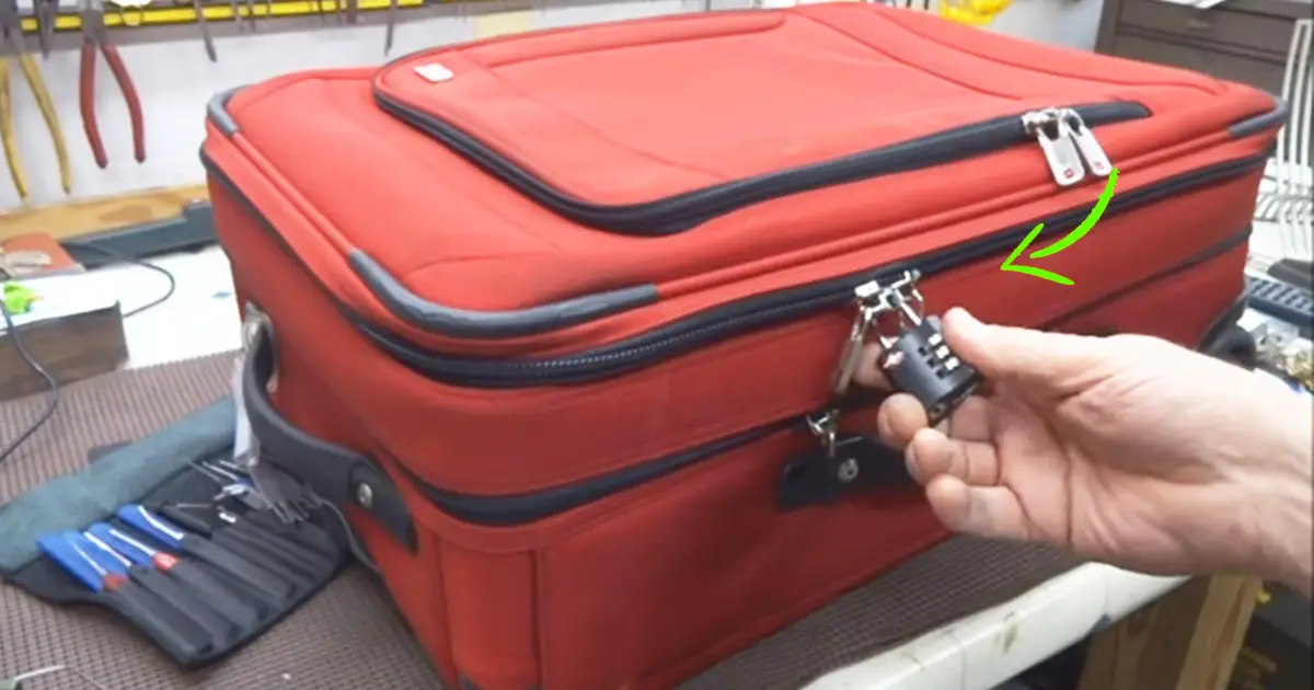 He Breaks A Suitcase To Reveal An Important Secret That The TSA Doesn't ...