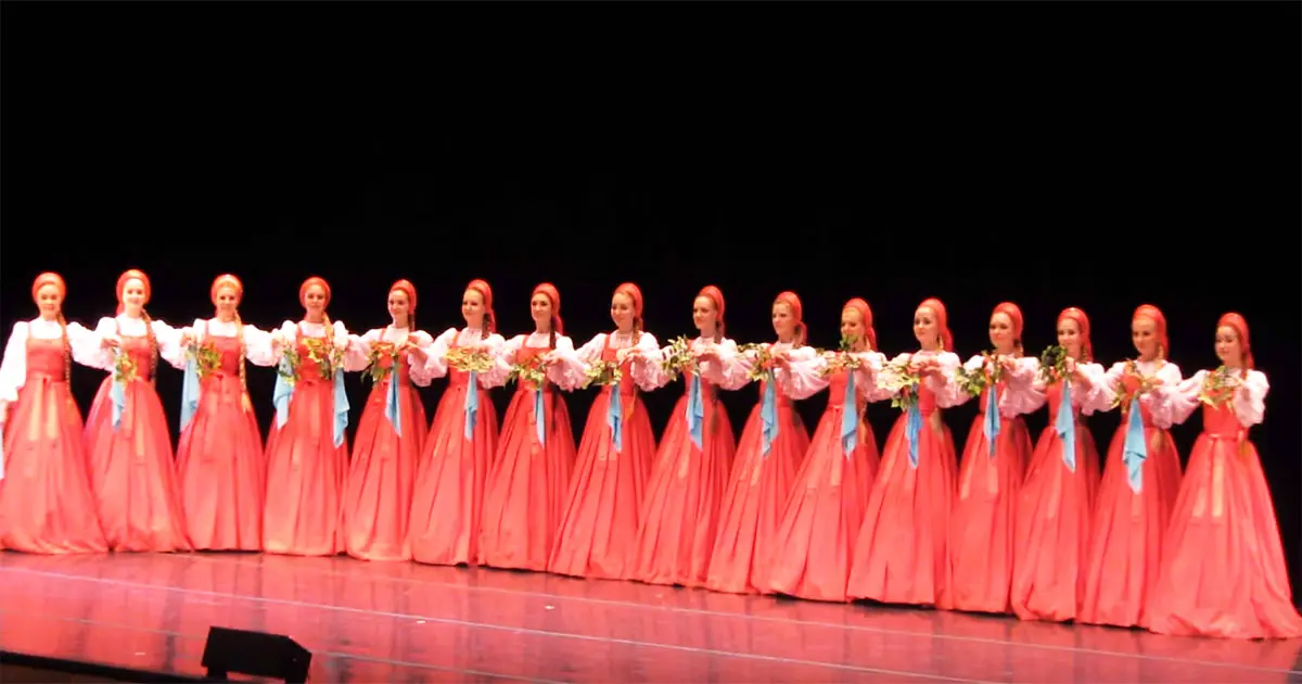 16 Girls In Red Come Onstage Audience Gasps When They Start Floating   Russian Folk Dance 