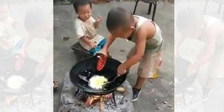 hungry-brother-cook-rice